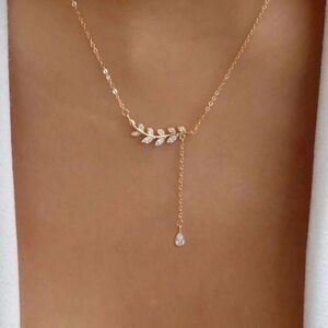 Leaf necklace A876